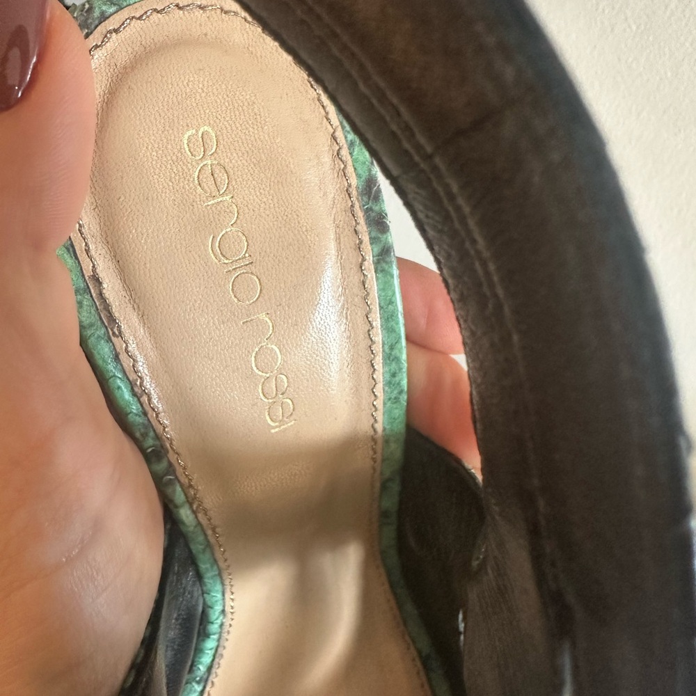 Sergio Rossi Python Pumps Size 38/ Us 8 - image 2